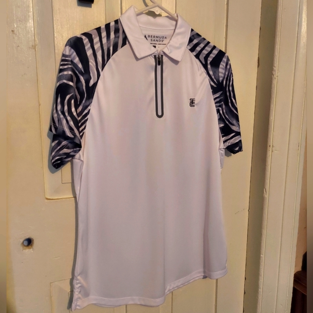 NWOT Ladies Golf Tshirt ⛳️